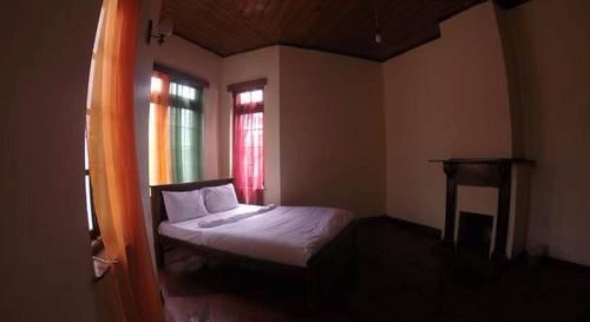 Nuwara Eliya Hostel By Backpack Lanka Exteriör bild